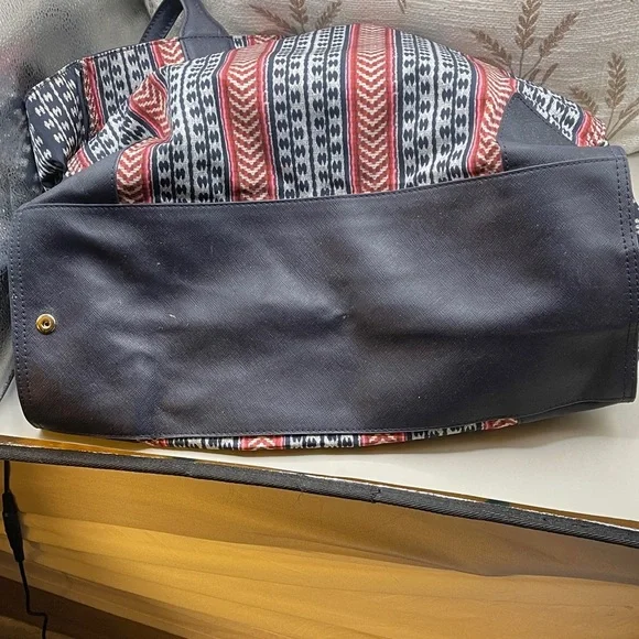 Tory Burch Navy and Red Patterned Tote Nylon Tory Burch - Picture 3 of 7
